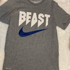 Boys Nike tee